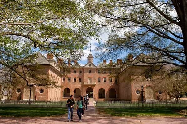 The 10 Best Colleges In Virginia [New Ranking]