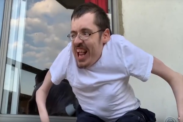 Ricky Berwick Biography, Net Worth, Age, Disease, Wife & Facts
